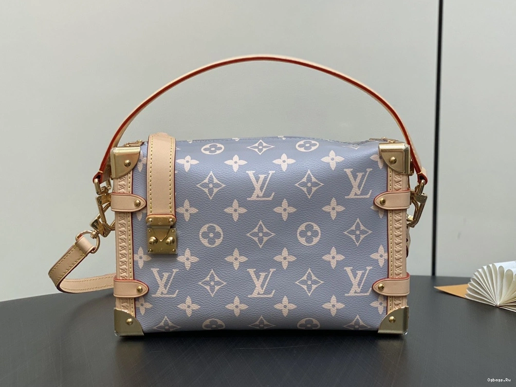 Side LOUIS VUITTON Trunk PM-18*12.5*8CM 0115